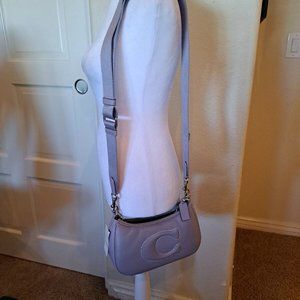 COACH Teri Shoulder Bag with Signature Quilting. Comes with ADJUSTABLE strap